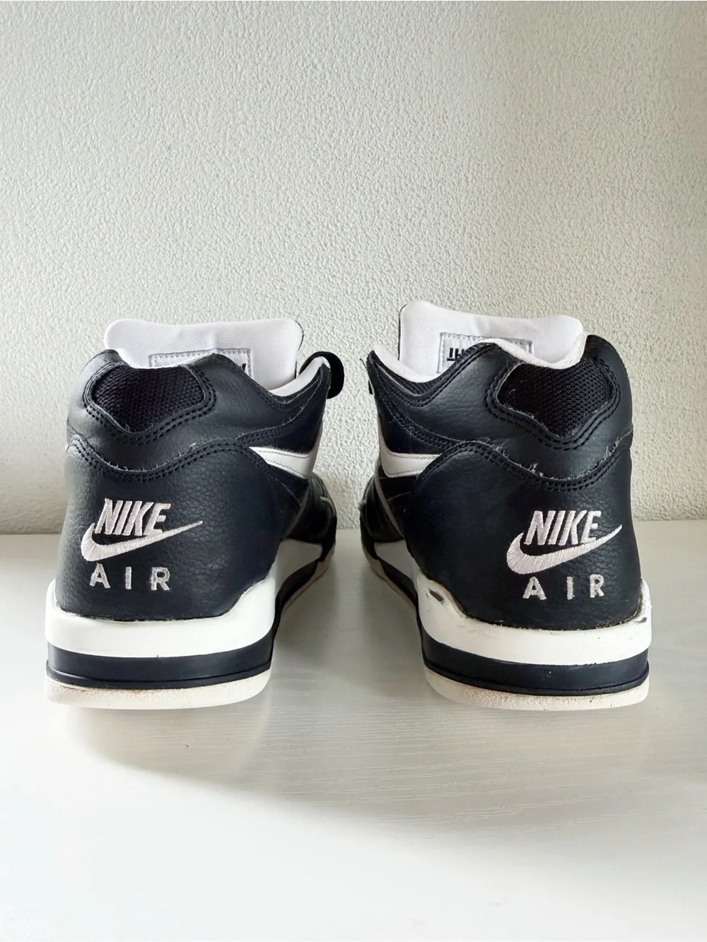 Nike classic retro